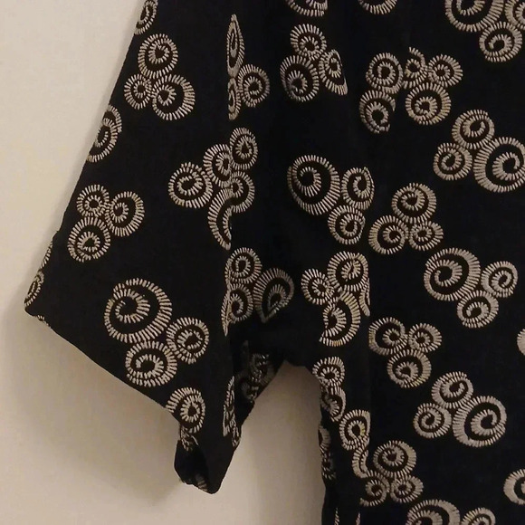 Vintage fun textured T - Picture 6 of 6